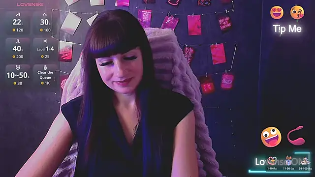 Snapshot of Violla_My chatting on October 30, 6:59 am Violla My online show from October 30, 6:59 am