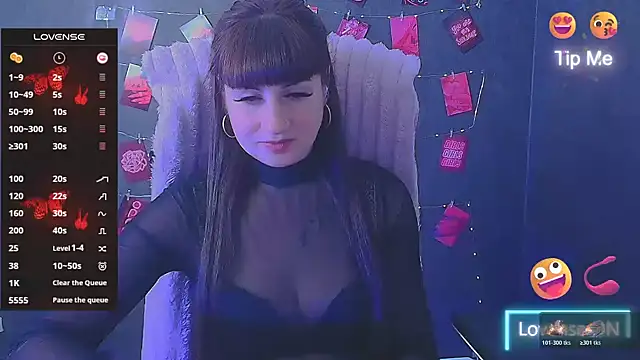 Snapshot of Violla_My chatting on December 2, 6:41 am Violla My online show from December 2, 6:41 am