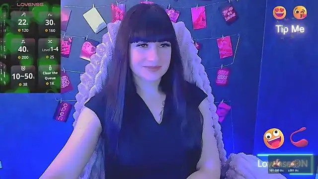 Snapshot of Violla_My chatting on February 11, 6:51 am Violla My online show from February 11, 6:51 am