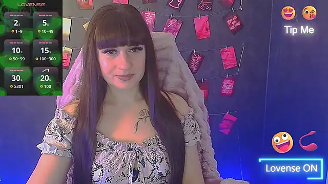 Snapshot of Violla_My chatting on March 5, 6:42 am Violla My online show from March 5, 6:42 am