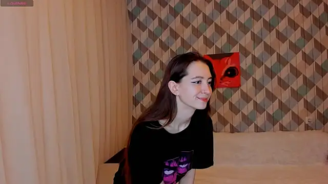 EvaBradley online show from March 1, 3:49 pm