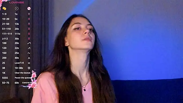 EvaBradley online show from September 22, 6:43 pm