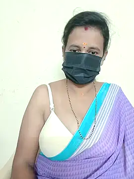 Snapshot of akshara_22 chatting on December 14, 3:04 pm akshara 22 online show from December 14, 3:04 pm