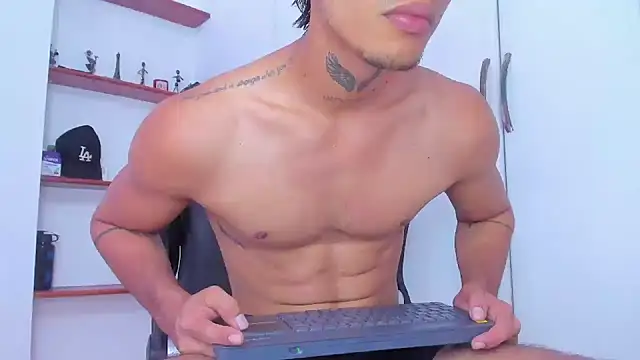 Jonryder  online show from December 16, 4:12 pm