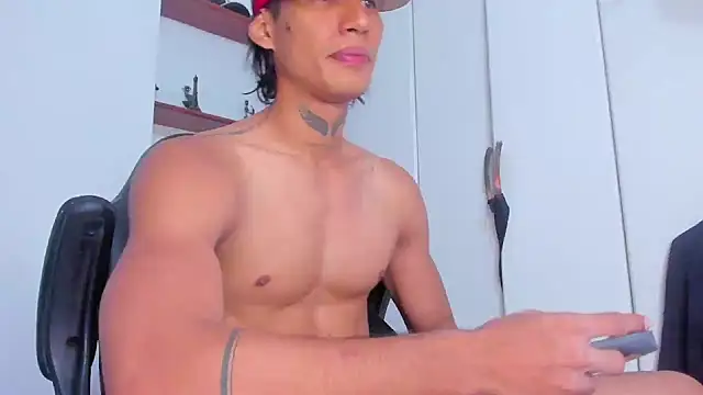Jonryder  online show from April 25, 2:03 am