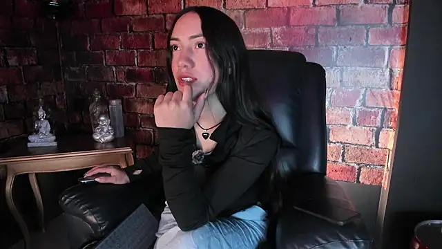 Scarlett  Fox   online show from March 2, 11:28 am