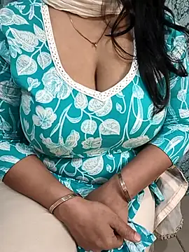 Snapshot of Anamika_Kapoor chatting on November 23, 1:05 am Anamika Kapoor online show from November 23, 1:05 am