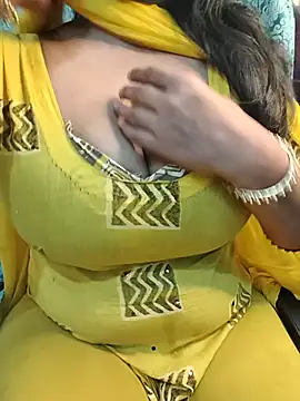 Anamika Kapoor online show from March 26, 8:58 pm