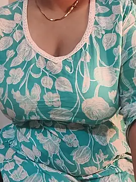 Anamika Kapoor online show from July 21, 3:09 am