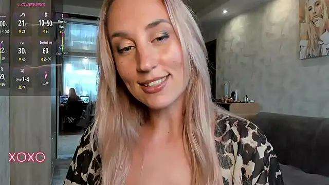 Snapshot of lady_Nati chatting on September 10, 12:16 pm lady Nati online show from September 10, 12:16 pm