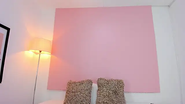 Snapshot of andyylove_jk chatting on December 17, 1:28 pm andyylove jk online show from December 17, 1:28 pm