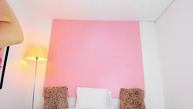 Snapshot of andyylove_jk chatting on January 19, 2:32 pm andyylove jk online show from January 19, 2:32 pm