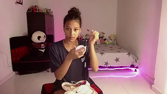 Chelsea  2 online show from February 4, 1:28 pm