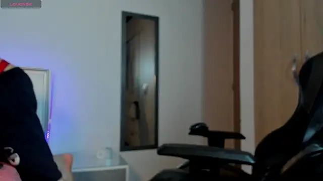 facebaby1 online show from December 19, 2:40 am