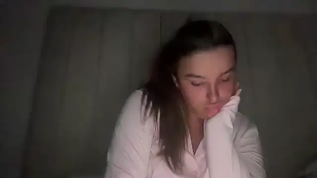 maisiesmithx online show from September 26, 2:04 am