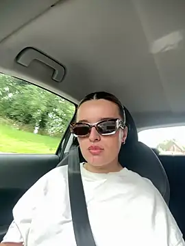 maisiesmithx online show from June 18, 1:48 pm