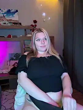 Snapshot of angel_stella chatting on February 22, 7:58 pm angel stella online show from February 22, 7:58 pm