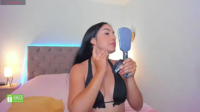 Snapshot of Scarlett_00_ chatting on February 27, 9:36 pm Scarlett 00 online show from February 27, 9:36 pm