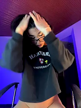 Snapshot of sue___0 chatting on September 10, 6:35 am sue 0 online show from September 10, 6:35 am