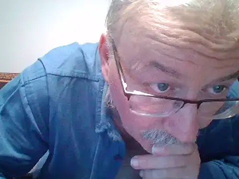 loverboyxxx69 online show from February 13, 4:17 pm