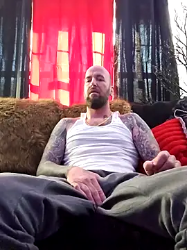 Beardedtattood online show from March 21, 2:40 pm