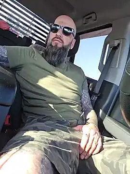 Beardedtattood online show from July 2, 11:49 am