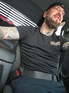 Beardedtattood online show from July 27, 10:44 am