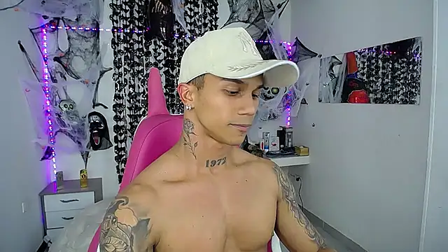 Leonard Price online show from November 2, 3:53 am