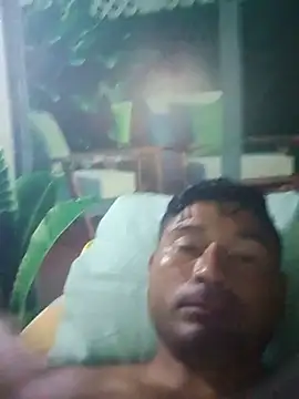 Snapshot of Diogo100 chatting on October 9, 5:38 am Diogo100 online show from October 9, 5:38 am