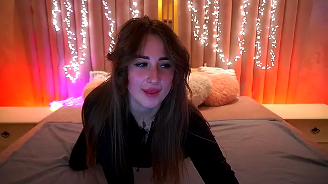 Snapshot of GentleAdellee chatting on December 17, 1:39 pm GentleAdellee online show from December 17, 1:39 pm