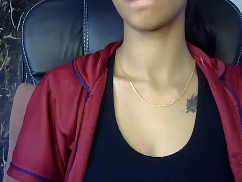 Snapshot of MAAYRA_09 chatting on February 23, 2:25 pm MAAYRA 09 online show from February 23, 2:25 pm