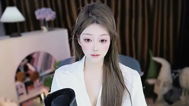 Arwyn-rr online show from March 17, 1:03 pm