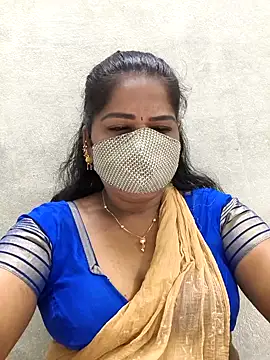 Snapshot of MaaliiiPonuTamil chatting on May 5, 12:40 am MaaliiiPonuTamil online show from May 5, 12:40 am