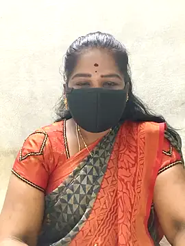 Snapshot of MaaliiiPonuTamil chatting on May 7, 5:51 pm MaaliiiPonuTamil online show from May 7, 5:51 pm