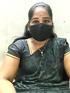 Snapshot of MaaliiiPonuTamil chatting on May 8, 5:29 pm MaaliiiPonuTamil online show from May 8, 5:29 pm