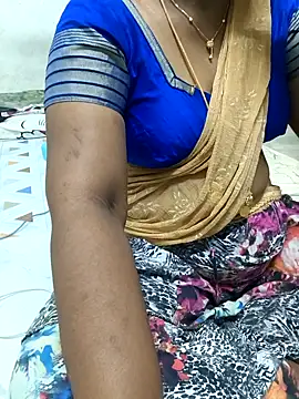 Snapshot of MaaliiiPonuTamil chatting on May 12, 1:36 am MaaliiiPonuTamil online show from May 12, 1:36 am