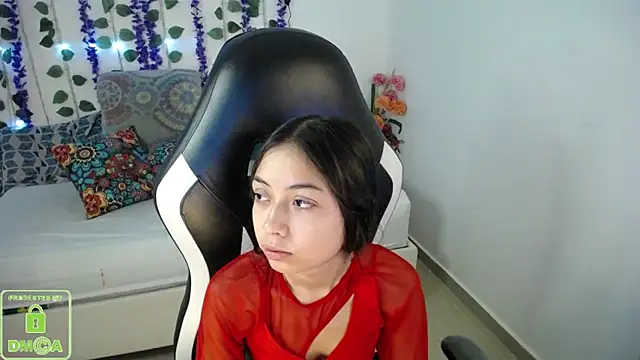 Snapshot of NathaliaSweet_11 chatting on April 4, 3:09 pm NathaliaSweet 11 online show from April 4, 3:09 pm