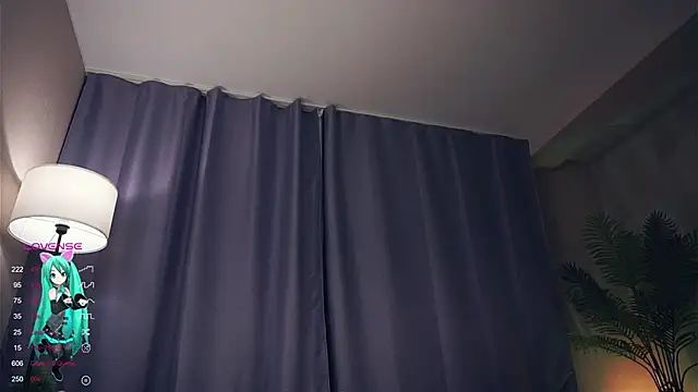 Snapshot of DarylGary chatting on February 12, 9:43 pm DarylGary online show from February 12, 9:43 pm