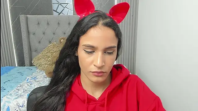 Snapshot of Susieeve chatting on December 7, 4:47 pm Susieeve online show from December 7, 4:47 pm