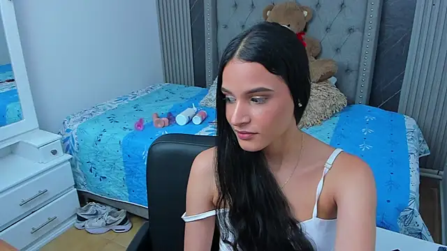 Snapshot of Susieeve chatting on January 4, 12:48 am Susieeve online show from January 4, 12:48 am