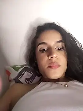 Snapshot of Susieeve chatting on March 2, 4:17 am Susieeve online show from March 2, 4:17 am