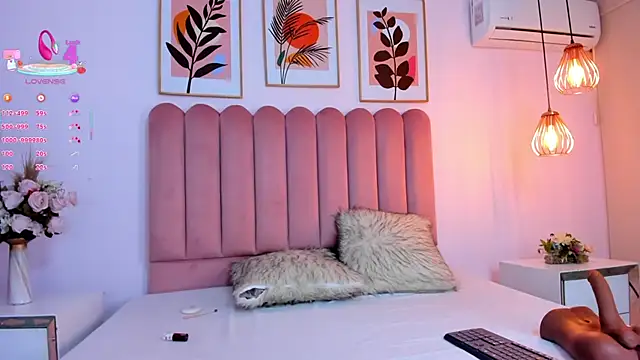 Snapshot of Kim_miller4 chatting on January 16, 7:51 pm Kim miller4 online show from January 16, 7:51 pm