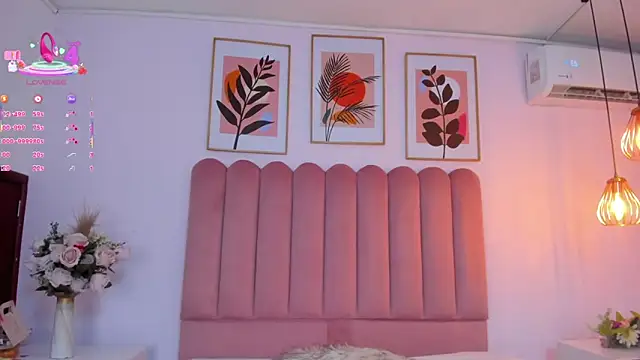 Snapshot of Kim_miller4 chatting on March 7, 7:33 pm Kim miller4 online show from March 7, 7:33 pm