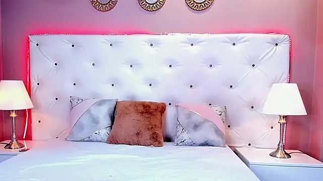 Violet Grace online show from February 15, 12:04 am