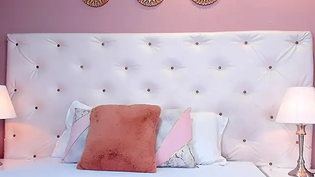 Violet Grace online show from February 26, 1:41 pm