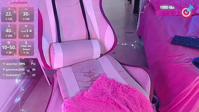 DannaDooll99 online show from March 4, 2:32 pm