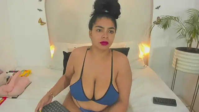 Snapshot of Sofii_Cooper1 chatting on November 14, 4:22 am Sofii Cooper1 online show from November 14, 4:22 am