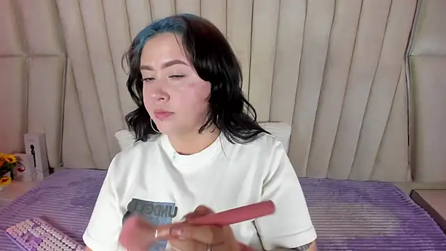 Snapshot of Victoria_Rossy chatting on June 20, 10:01 pm Victoria Rossy online show from June 20, 10:01 pm