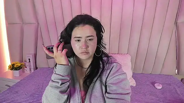 Snapshot of Victoria_Rossy chatting on July 7, 10:47 pm Victoria Rossy online show from July 7, 10:47 pm