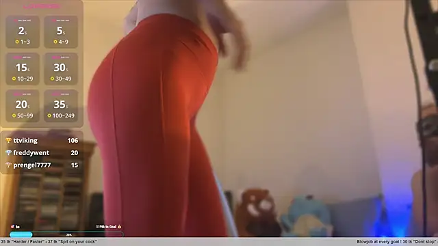 Snapshot of Anna_nnaaa chatting on December 17, 12:12 am Anna nnaaa online show from December 17, 12:12 am